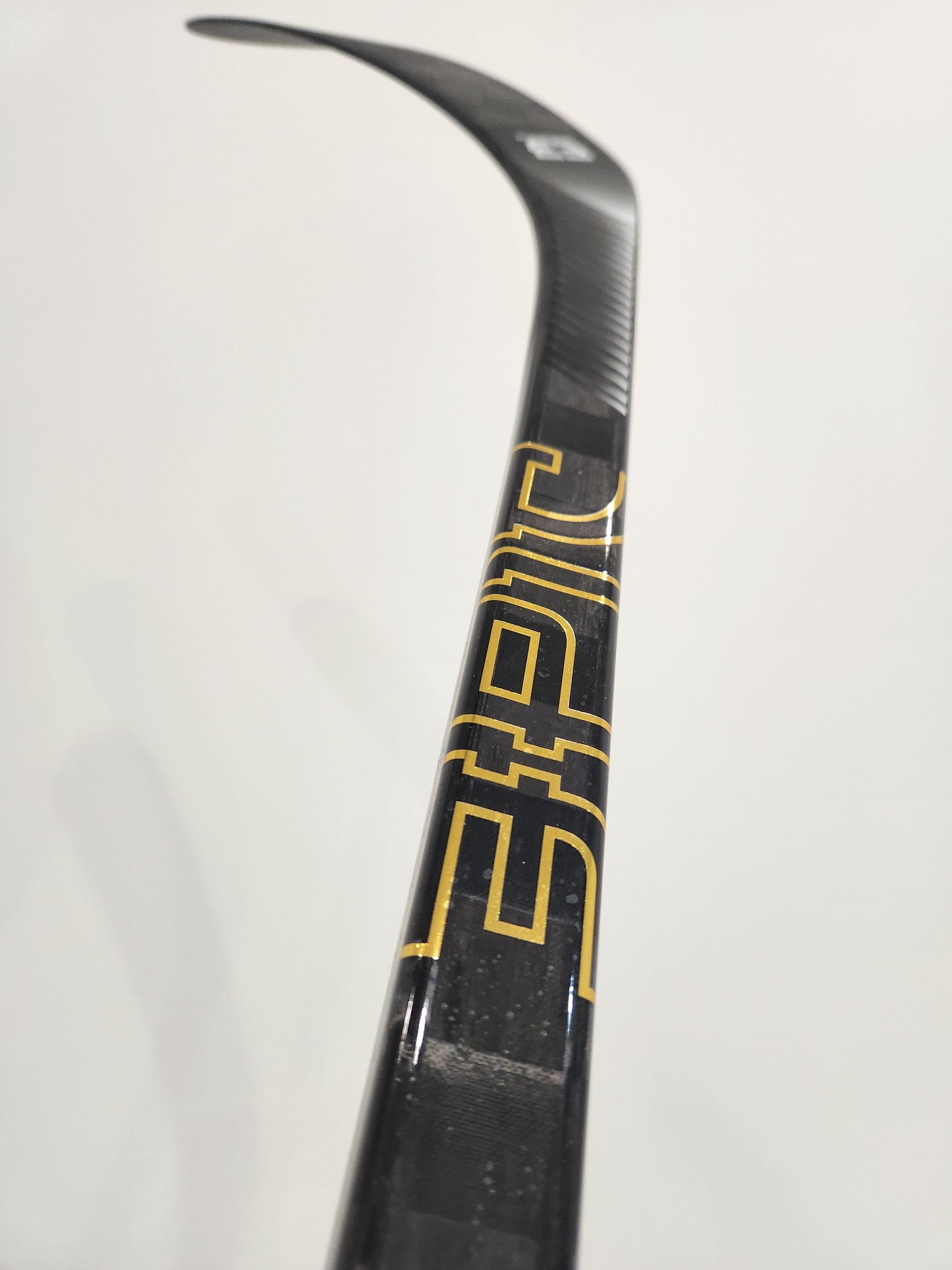 Signature Player Stick